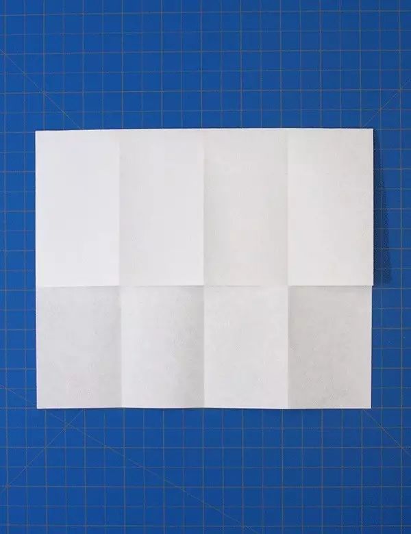 折纸带盖的纸飞机,折纸飞机载客人