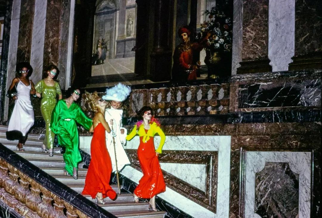 杰奎琳年轻照,杰奎琳回归