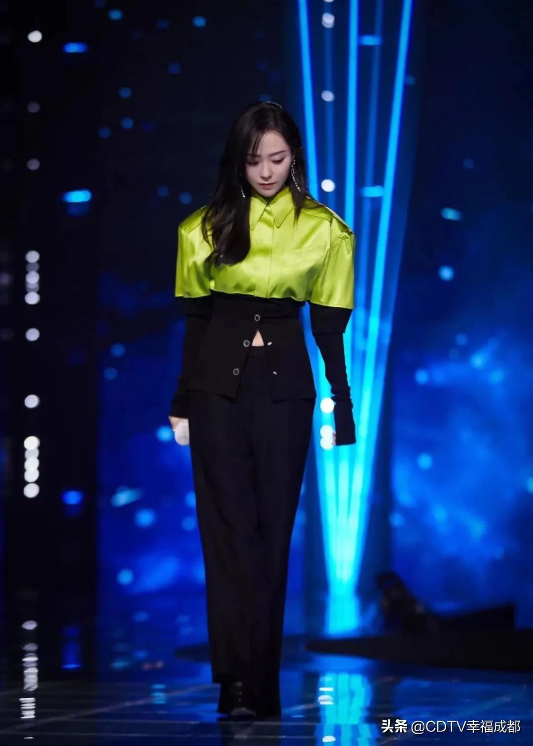 张靓颖张杰老乡,张杰为谢娜打call乘风破浪第四季