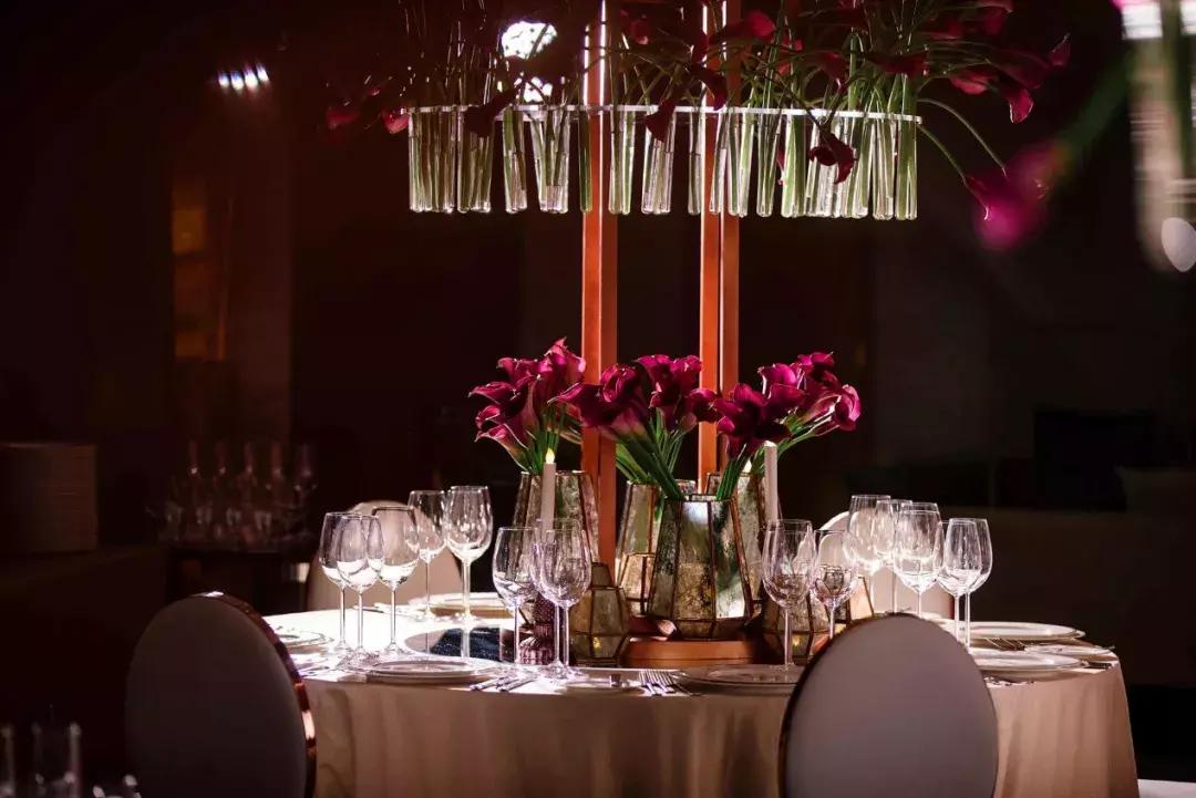 马蹄莲插花怎么养时间长,马蹄莲鲜花养护