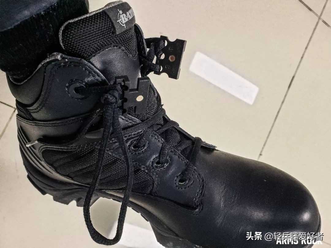 适合夏天穿的透气军靴,穿什么鞋雨天防滑最好