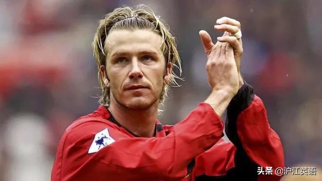 中国足球小将惊艳日本,18岁中国的足球小帅哥