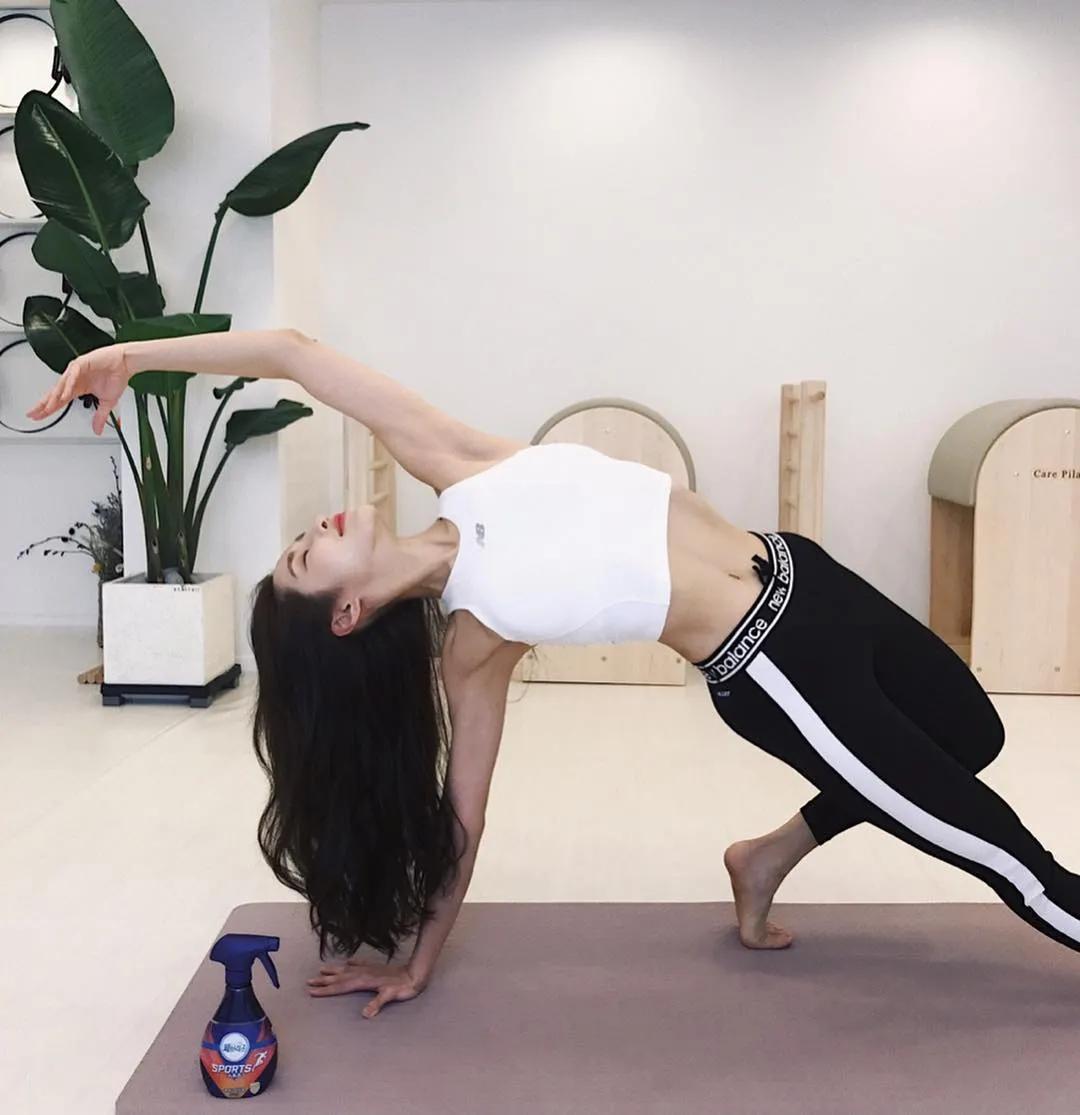 健身腹肌胸肌马甲线女,健身肌肉马甲线女