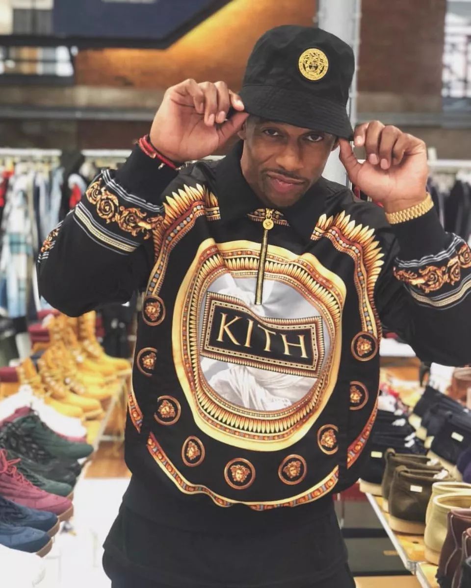 美国潮牌T恤,潮牌正品fearofgodessentials