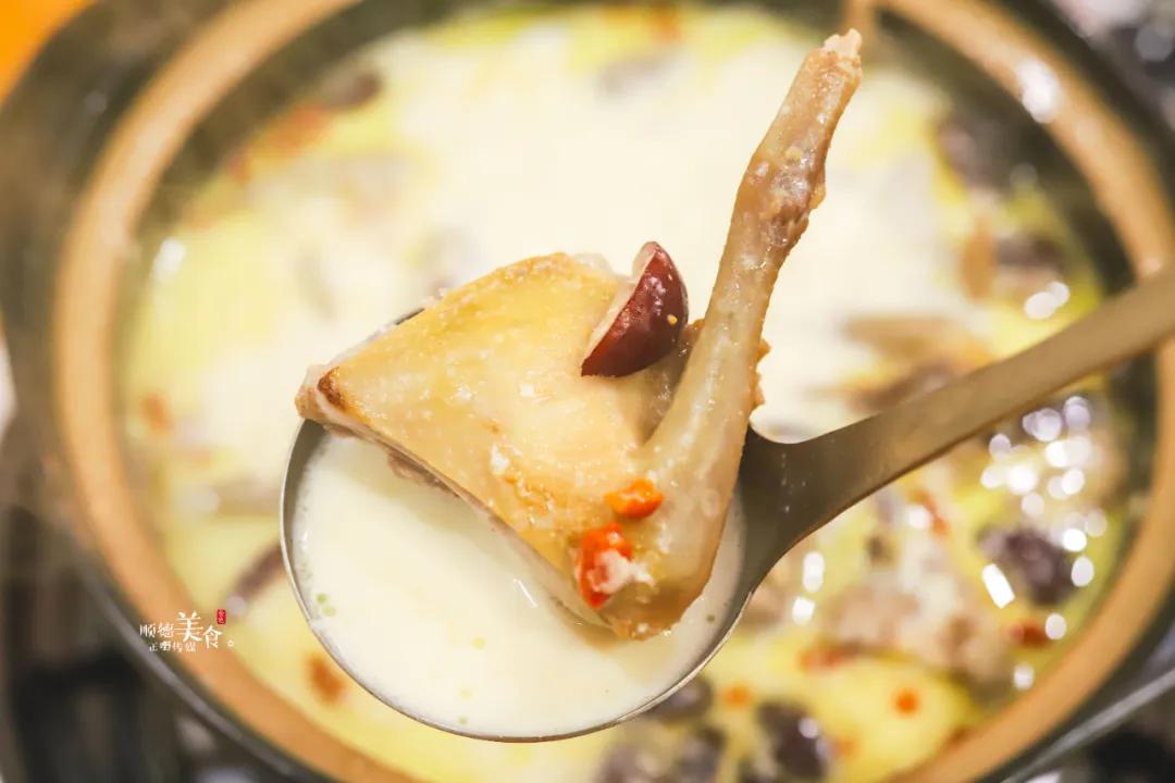 10张桌子的餐饮店,10张桌子串串店