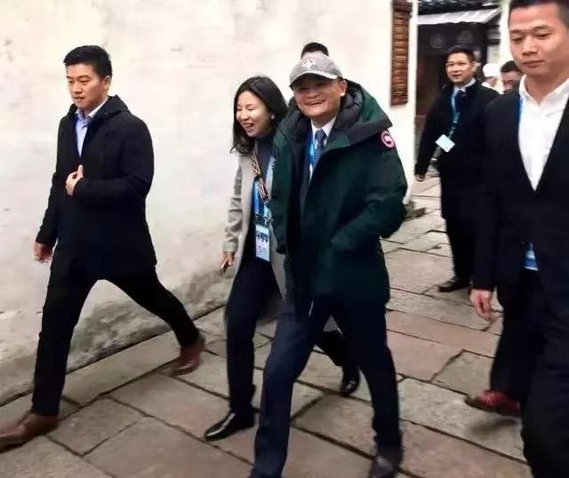 攒钱买波司登 (买大鹅还是买波司登)