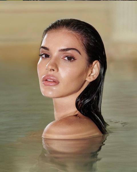 谢娜口红,朋友请听好谢娜脸上的口红牌子