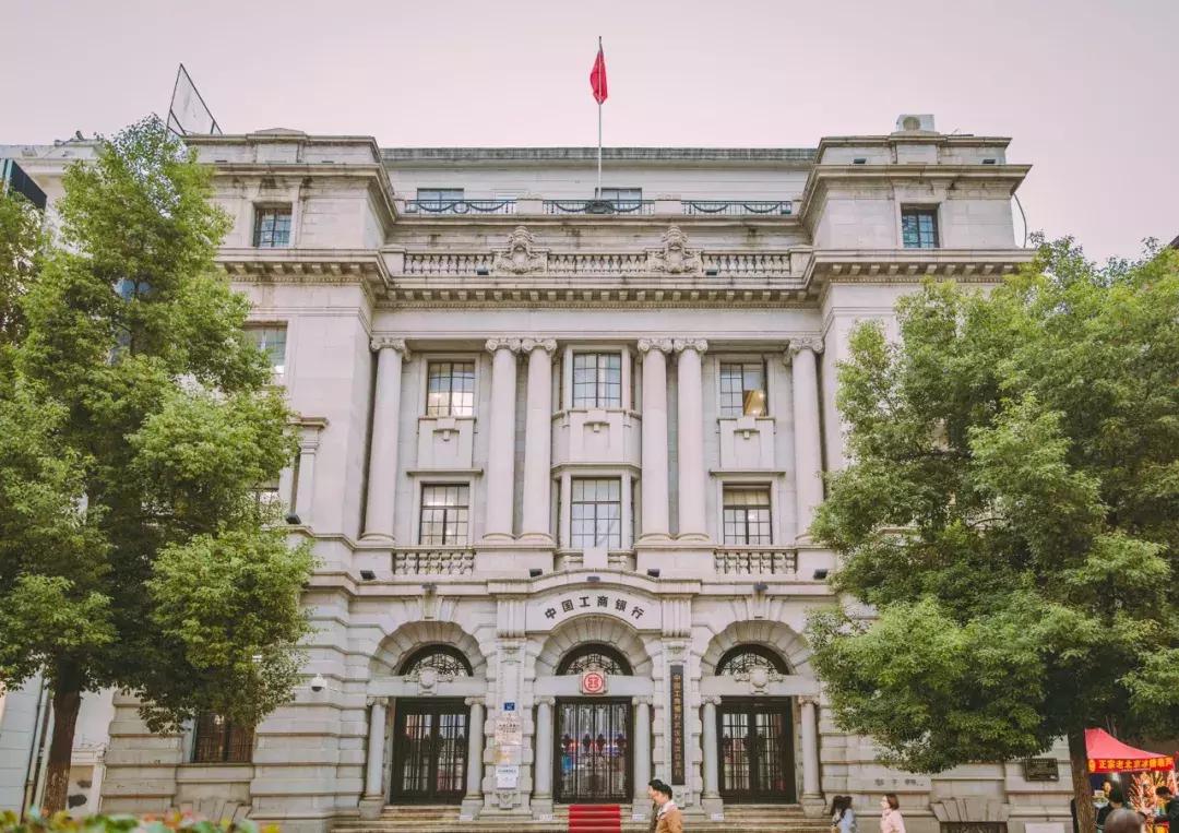 谁“杀死”了江汉路？