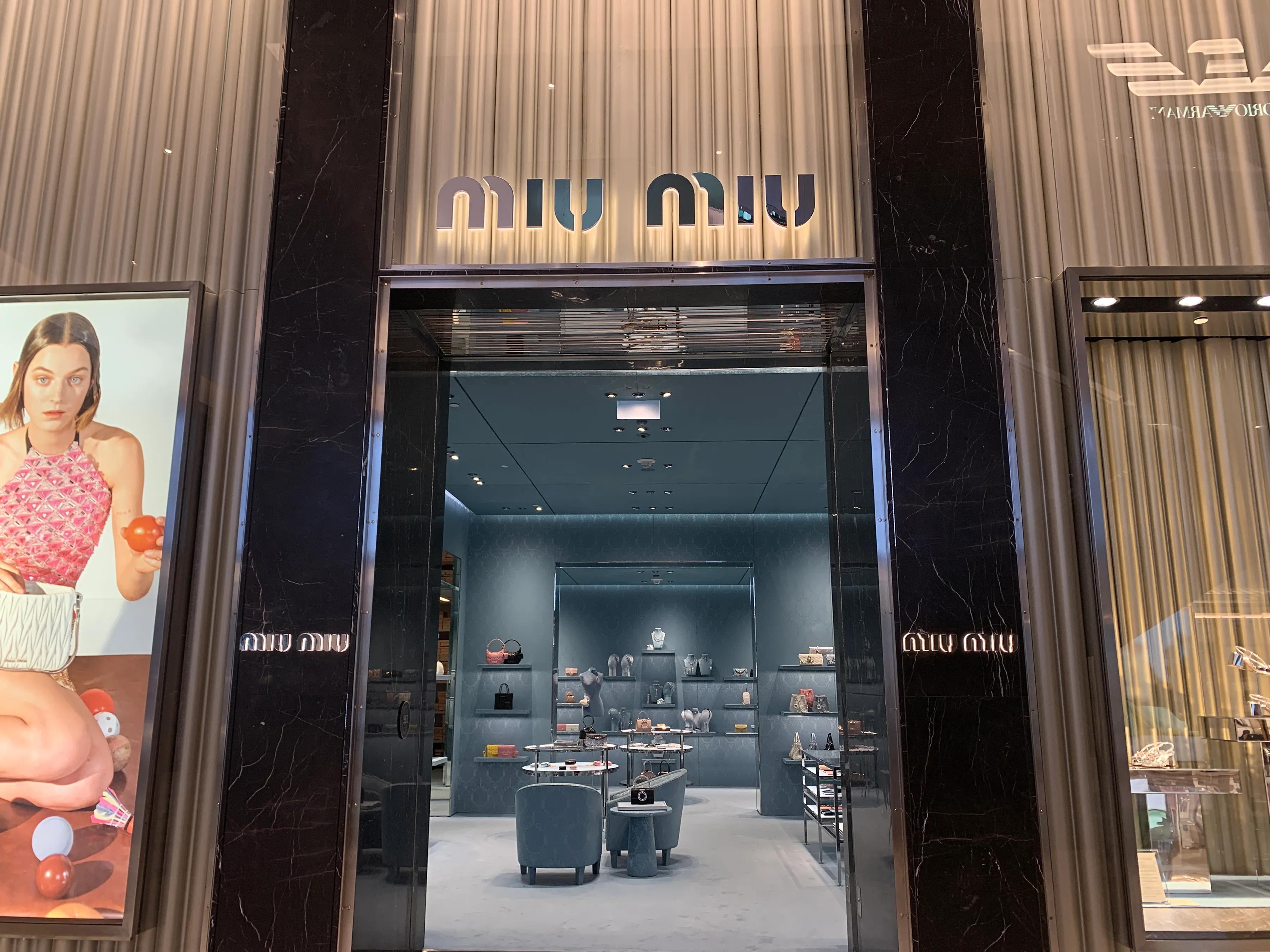 澳门免税店威尼斯跟dfs哪个便宜,澳门dfs环球免税店全攻略