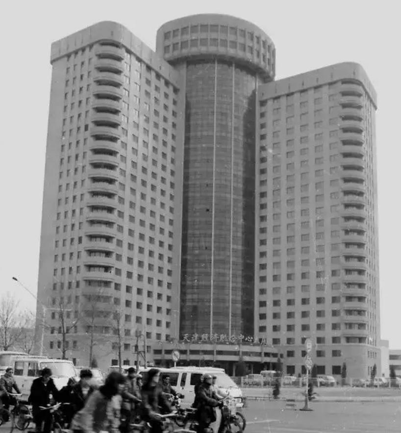 麦兜几岁,麦兜出生