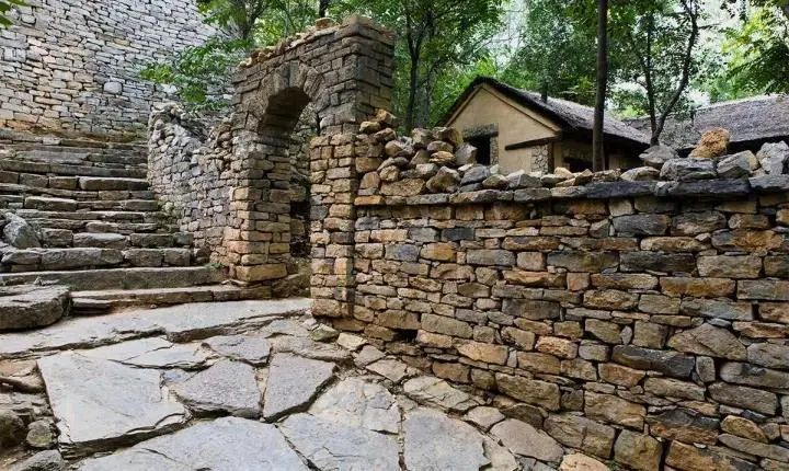 冬季山东旅行经典路线组合,秋冬山东省内旅游