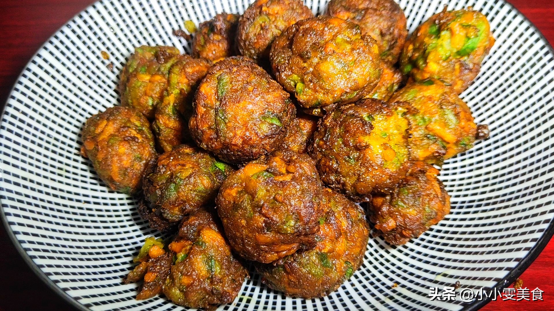 炸萝卜丸子用淀粉不,炸萝卜丸子用什么面粉更酥脆