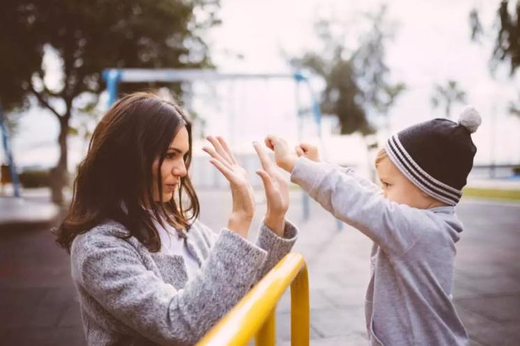 儿童科普石灰遇到水会怎样,孩子误食生石灰多久会有影响