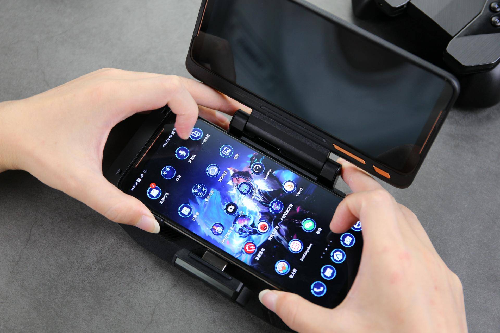 rog游戏手机2外设,rog游戏掌机外设手柄