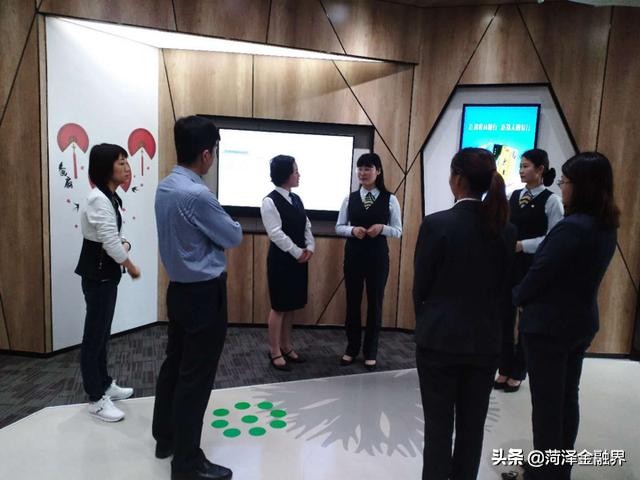 同根同心血脉相连,同根同源同祖同宗同族同心