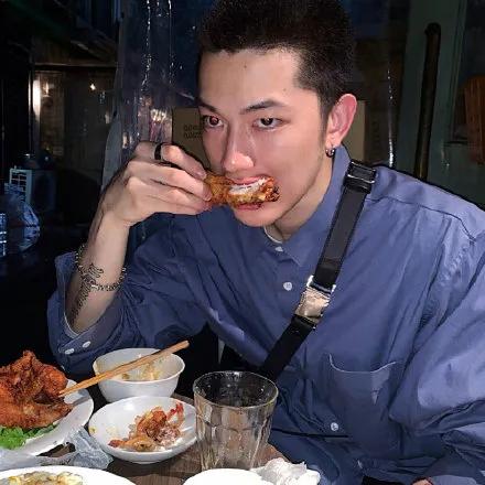 100张好看不常见的微信头像,适合中年女人高雅的微信头像