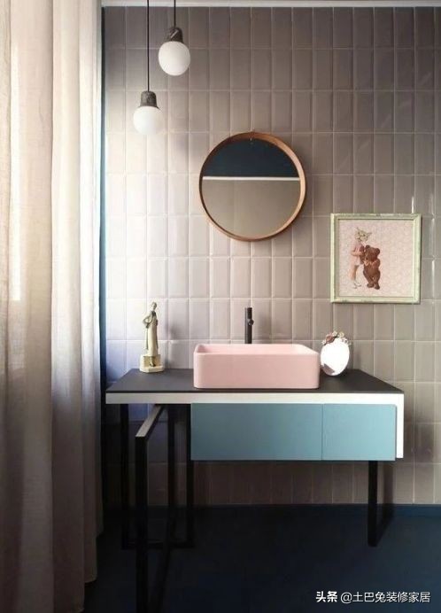 浴室柜选实木的还是塑钢的,pvc浴室柜可以防潮吗