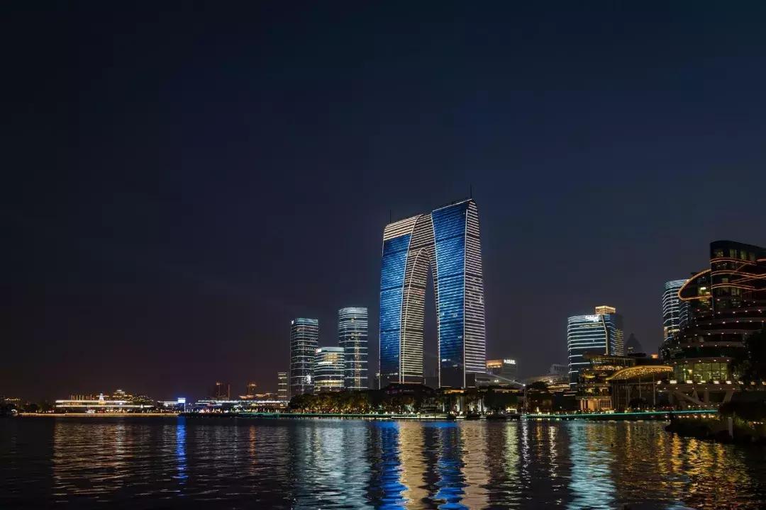 为什么说苏州是两万亿城市,苏州是一座不浪漫的城市