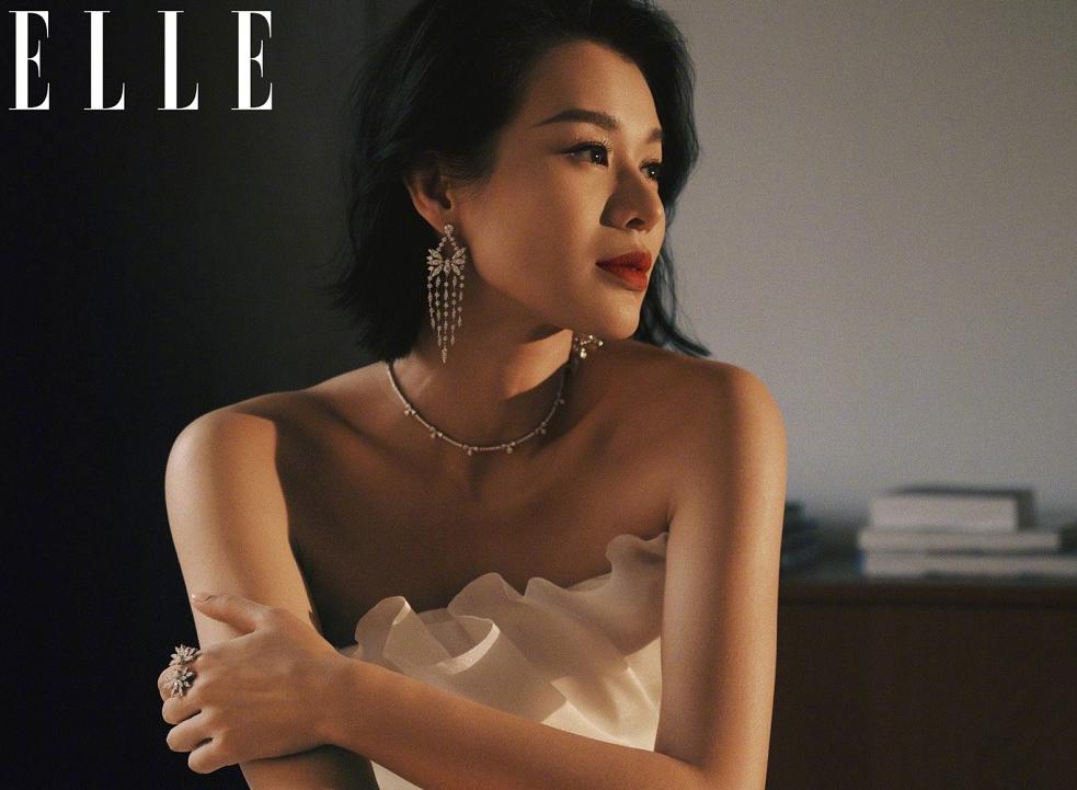 胡杏儿大肚照孕味十足,胡杏儿晒美照身材完全恢复