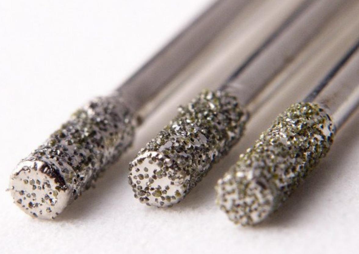 钻石的背后竟然隐藏着这样的秘密,原来钻石还隐藏了这么浪漫的寓意