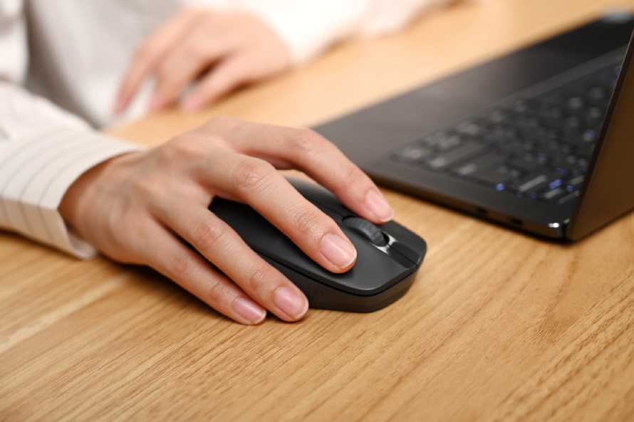 罗技m190无线鼠标评测,大手重感无线鼠标