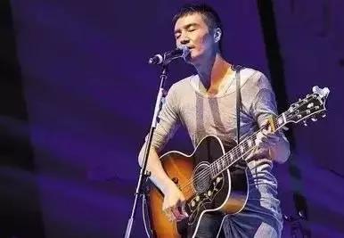 朴树为什么那么爱哭,从失声痛哭的朴树到悲欣交集