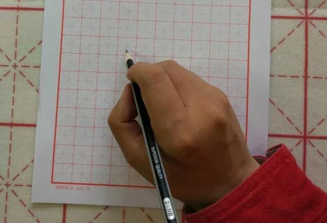 握笔写字正确姿势视频教程幼儿,握笔写字的正确方法和姿势