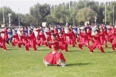 体育之光活力点燃城市,点亮城市之光包头