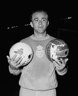 西班牙足球历史上十大球星,西班牙足球明星排名前十