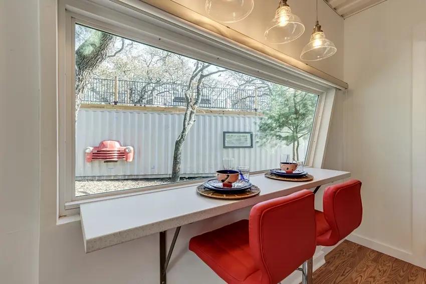 33㎡简约纯白货柜屋！入住美国德州体验树林风光