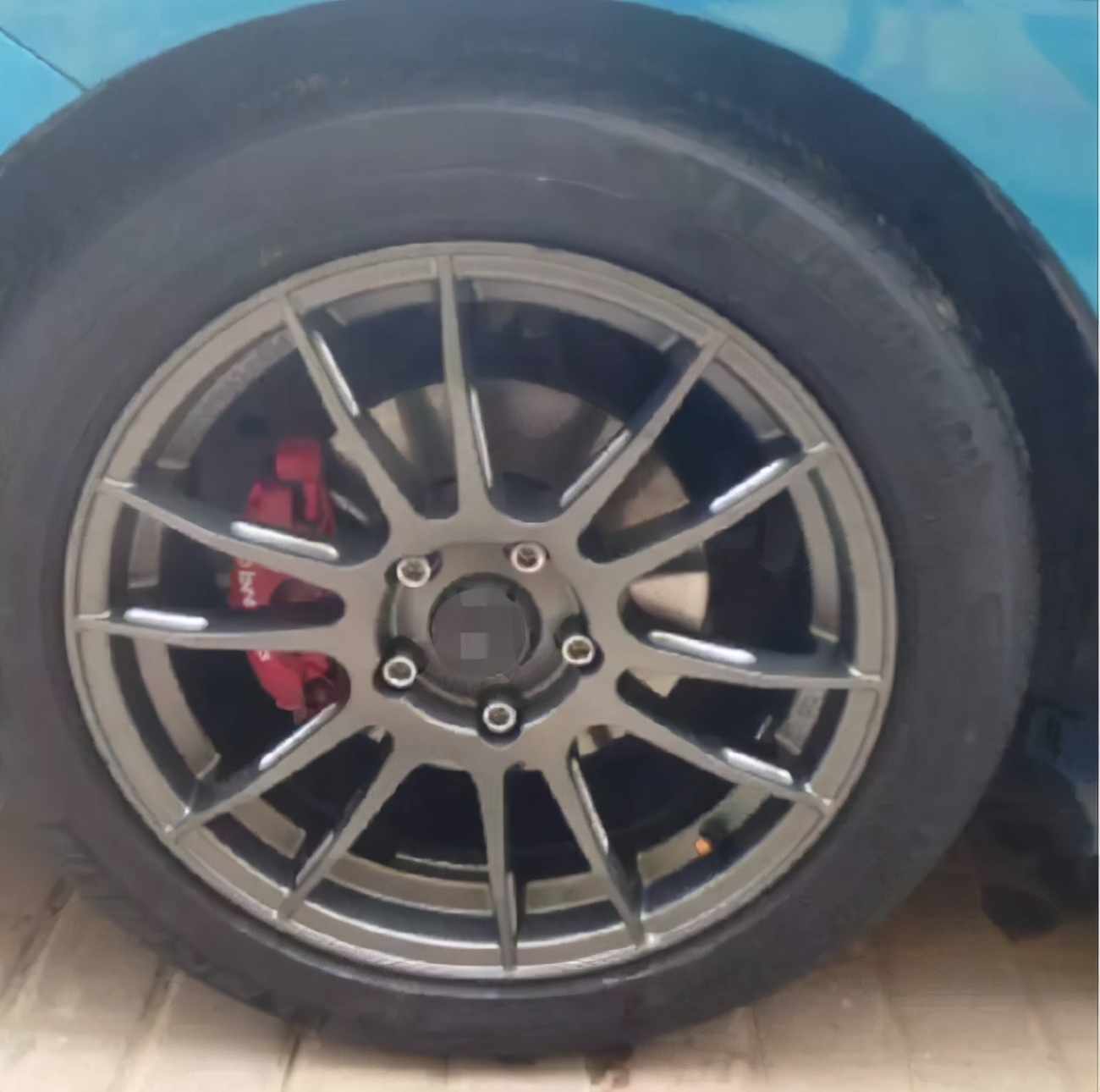 到底有没有必要改大轮毂,改装轮毂要看哪些数据和原来一样