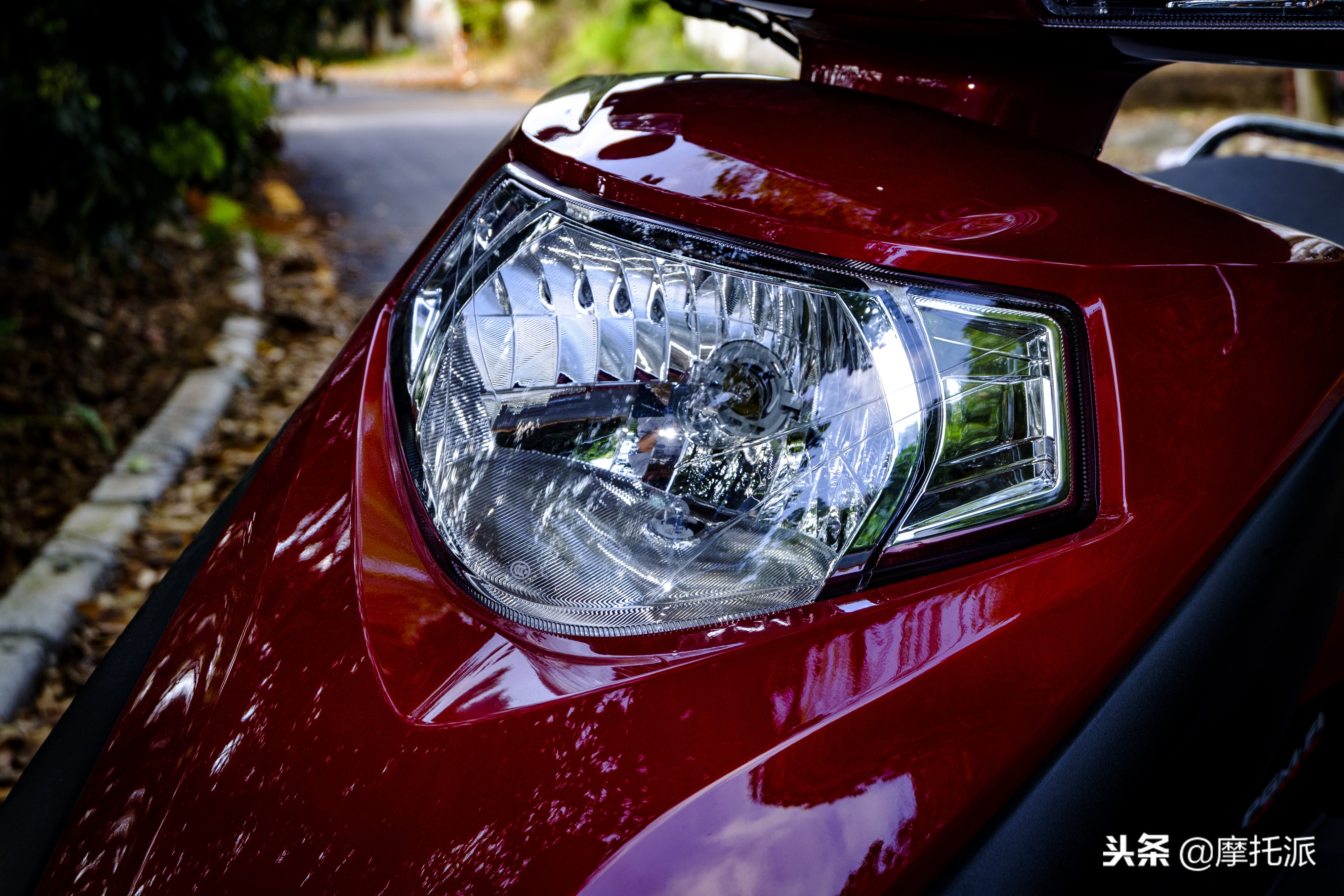 五羊本田新喜鲨125落地价,五羊本田喜鲨125摩托车落地多少钱