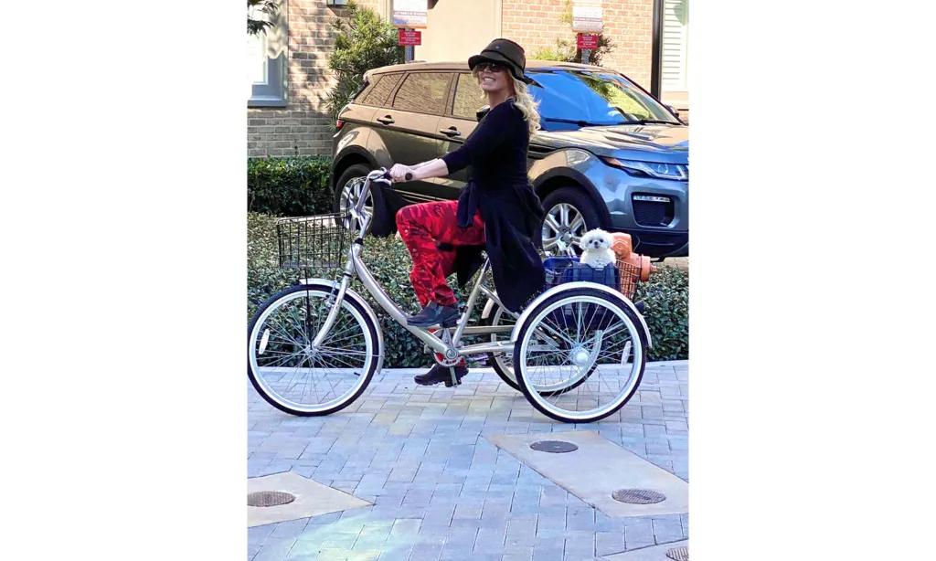 长文：走进湖人掌门人珍妮巴斯