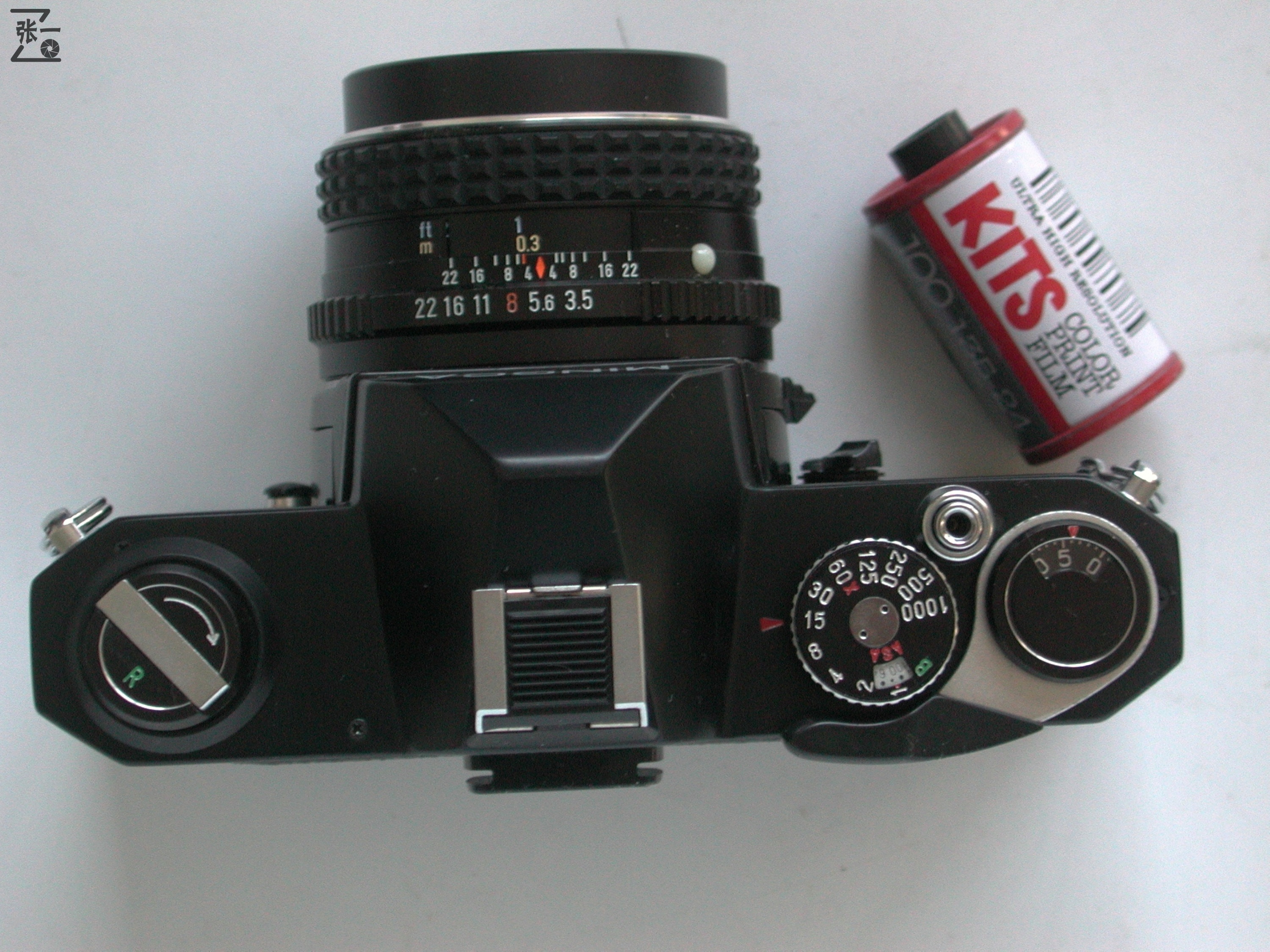 中国重庆生产的明佳MingcaMCK1000单反照相机