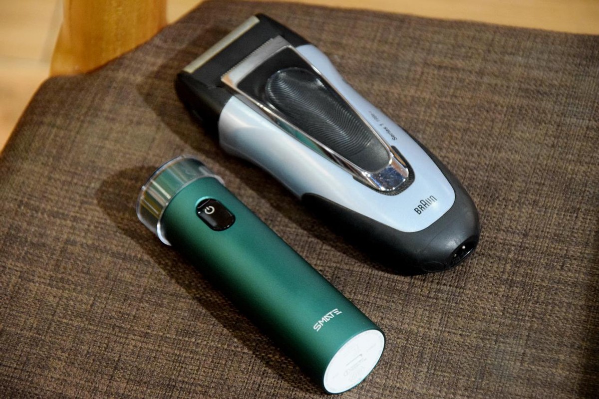 博朗和须眉剃须刀哪个好用,博朗剃须刀3系开箱评测