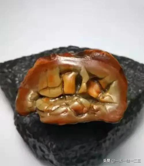 阿拉善天然戈壁奇石,阿拉善戈壁沙漠奇石