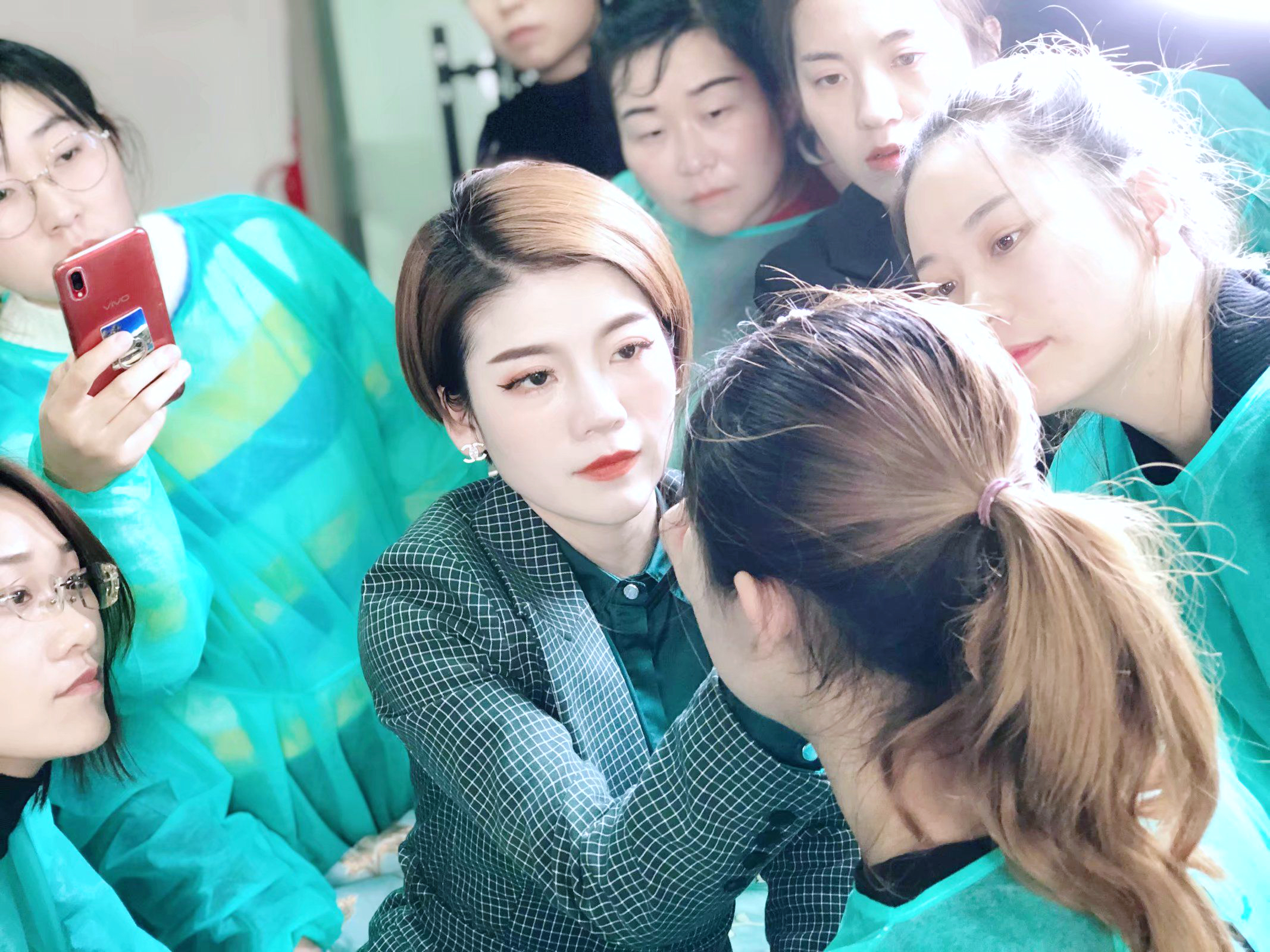 教育头条！至臻尚美荣获2019“中国美妆学校十强名校”