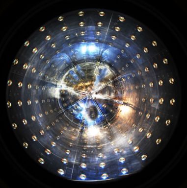 荣获六个奖项的科学家,中国科学家发现中微子