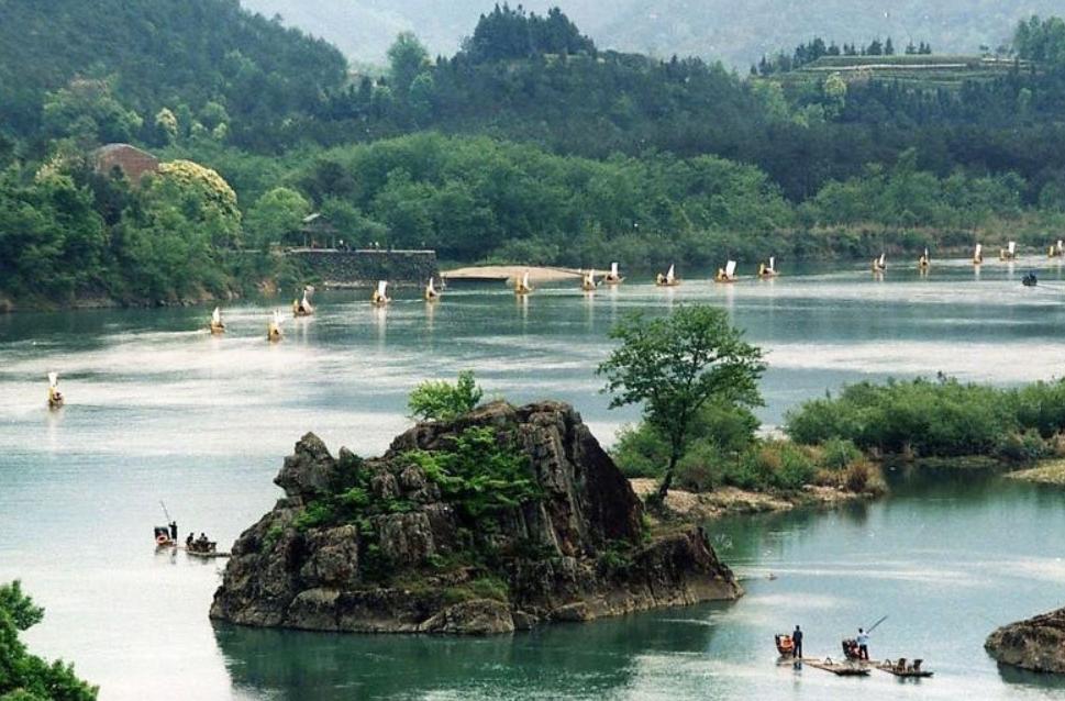 暑假自驾游什么地方凉快,暑假自驾游避暑好去处