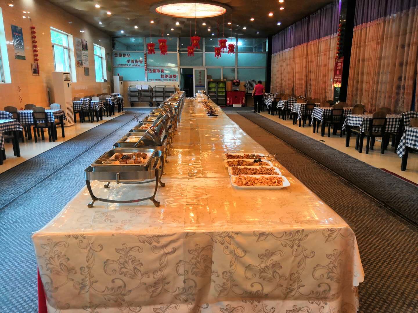 北京运河苑温泉水世界，好似闹市中的“瑶池仙境”，乐在水世界