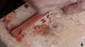 中国宝藏爷爷靠玩木头火到国外了,中国宝藏爷爷玩木头火到国外了