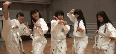 虽然她是在鄙视，不过我突然有了个大胆的想法