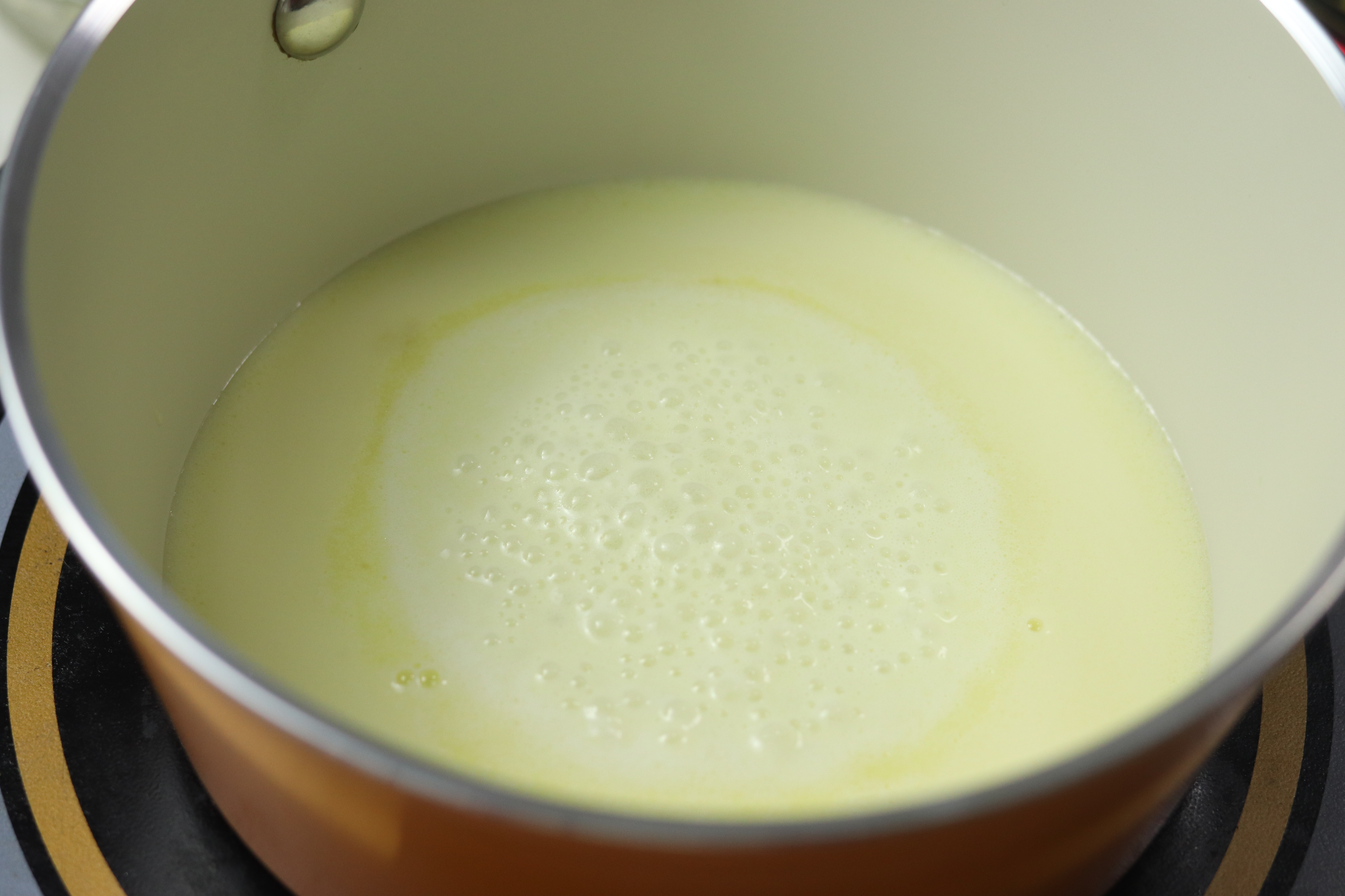 情人节手工巧克力制作全过程,在家里不用火怎么做巧克力