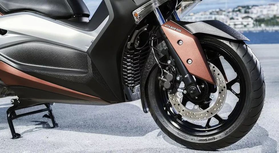 雅马哈xmax300带音响二手,雅马哈24款xmax300深度体验