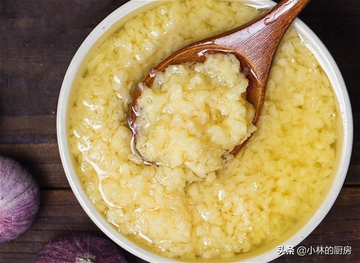 自己做蒜蓉酱有点苦怎么处理,生蚝蒜蓉酱怎样不发苦怎样不发酸