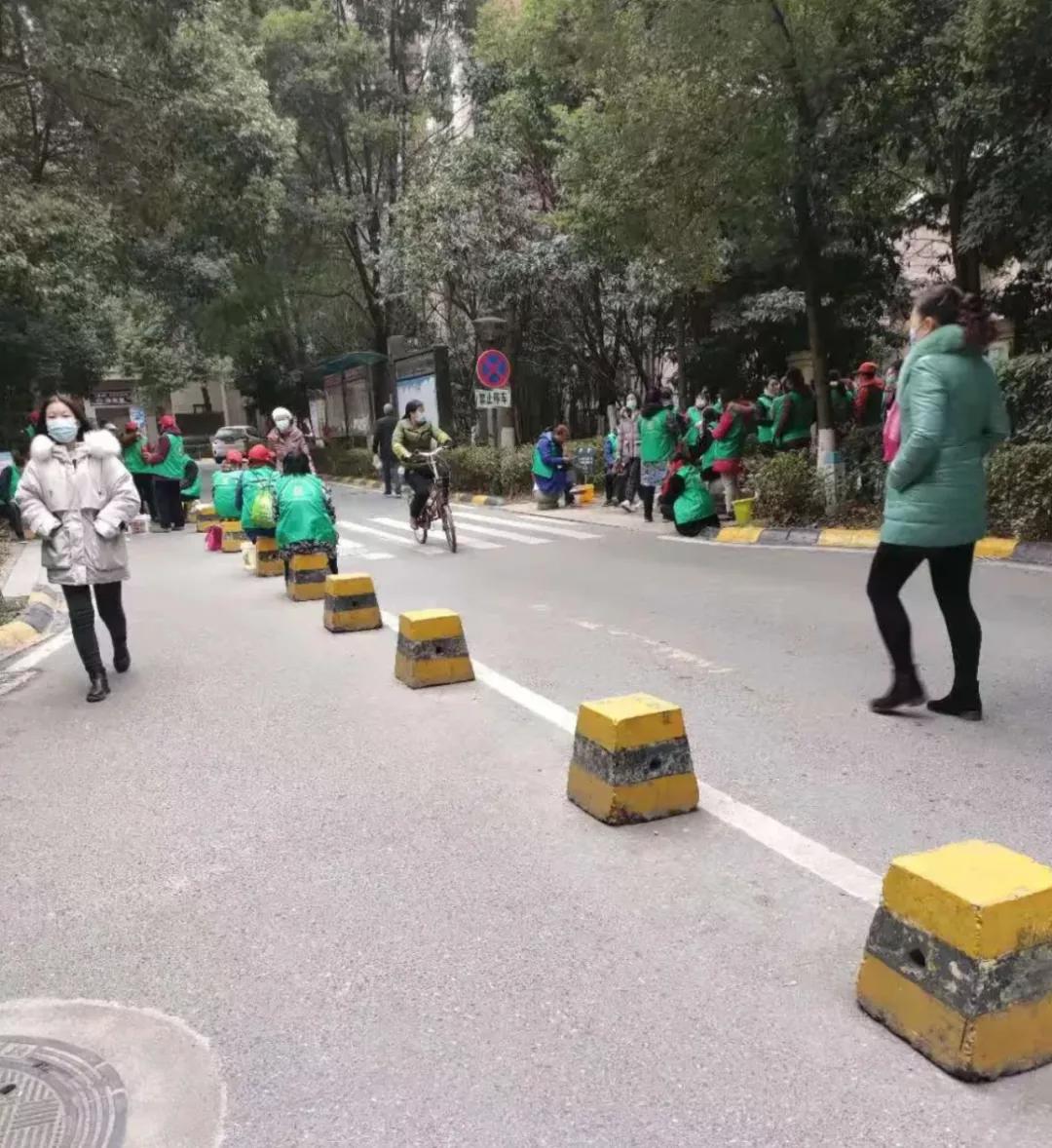 物业好的小区有什么好处,物业好不好直接影响未来房价