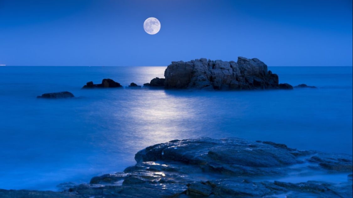 最美望月七绝现代诗词,清风望月诗句大全