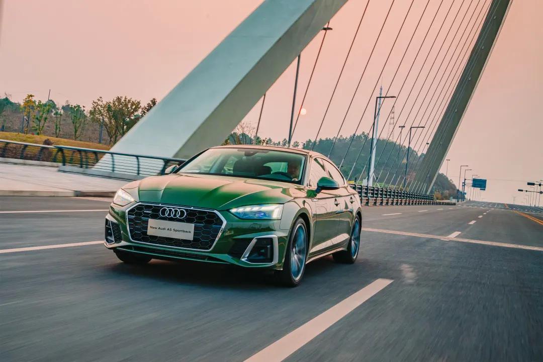 奥迪a5进口sportback45甄选,奥迪a5sportback碰撞测试