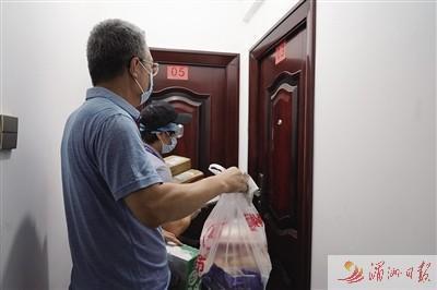 严防严控守护平安,守好社区疫情防控的堡垒作用