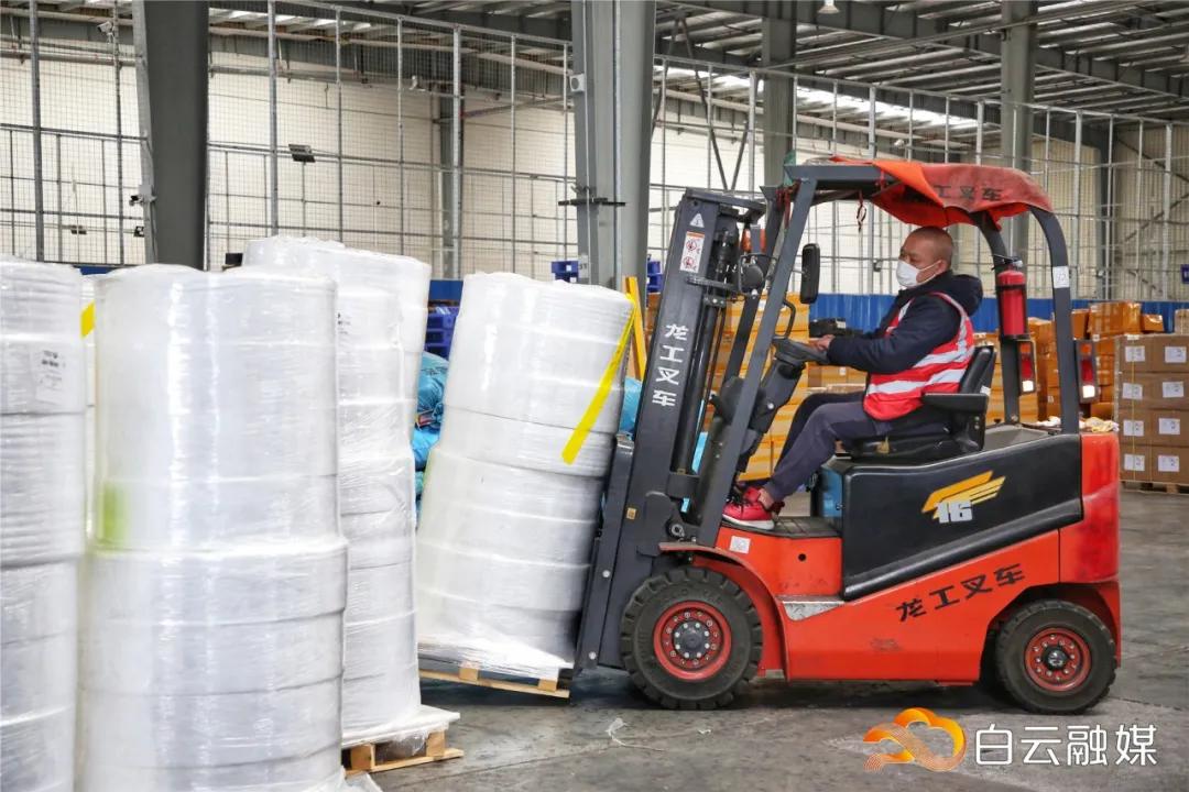 楂樻嵎鐗╂祦瑙嗛,楂樻嵎鍥介檯鐗╂祦闆嗗洟